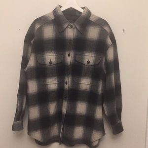 Liz wear Buffalo Plaid Shacket M black / off white